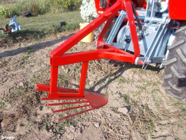 Tz4k r�ba15 mt8 agt goldoni kis traktorokhoz krumpli kiszed� kisz�nt�