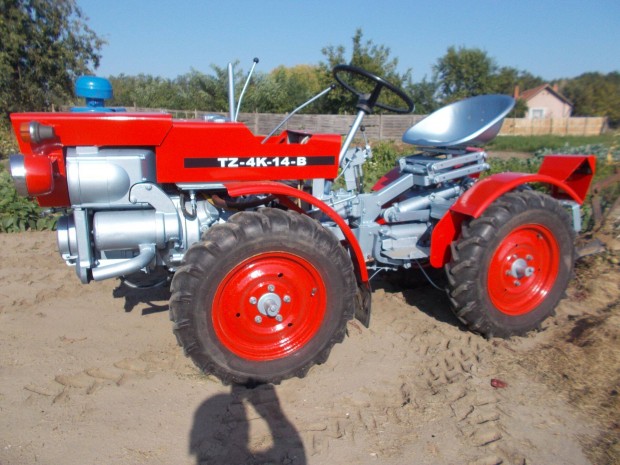 Tz4k tzk tz4k14b kitünö állapotban traktor kertigép kistraktor