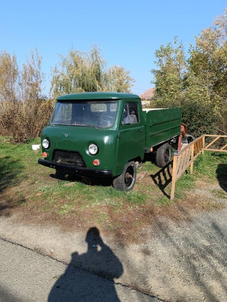 UAZ 452, plats UAZ 