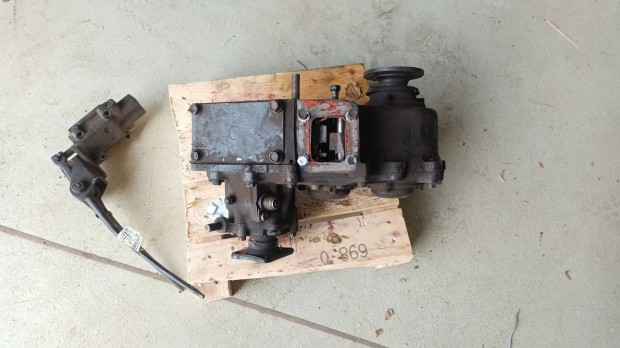 UAZ 469 terep v�lt� 