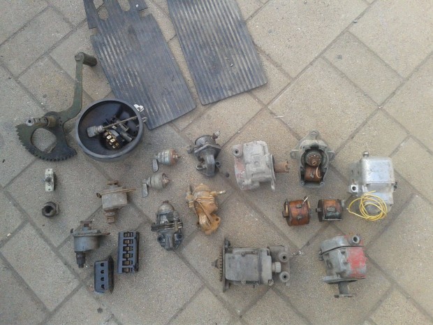 UD-15, UD-25 satbil motor alkatrész