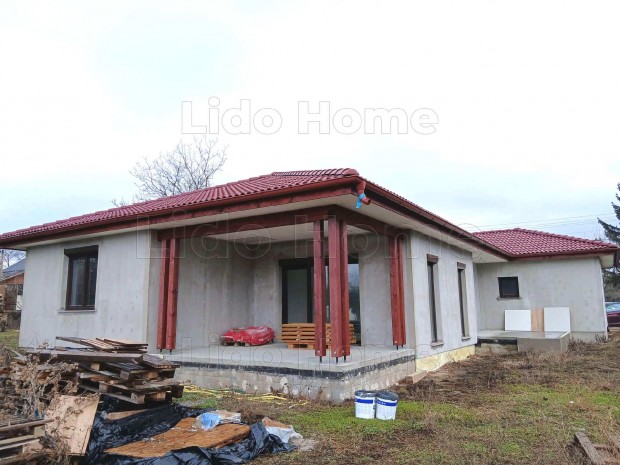 �J �P�T�S�, F�T�SK�SZ CSAL�DI H�Z GICEN  FEJEZD BE A SAJ�T �ZL�SED