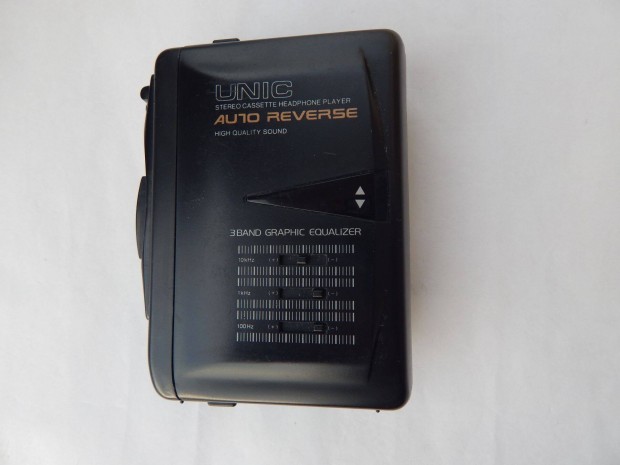 UNIC KC-15G Tipusú Oda-Vissza Játszó Walkman Auto Reverse
