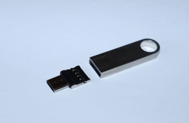 USB A-rl USB-C re talakt adapter 500 Ft