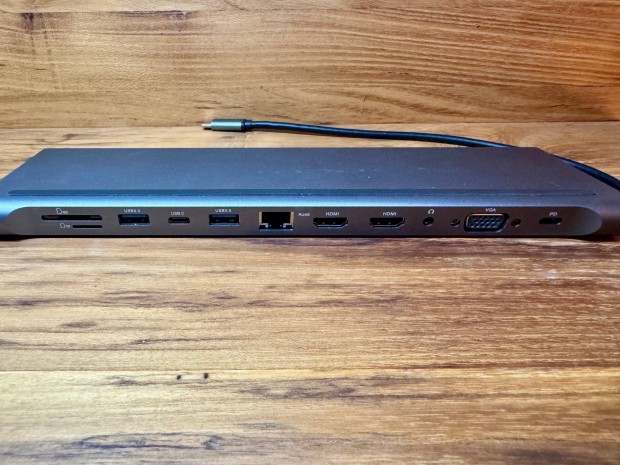 USB-C hub 12 bementet - laptophoz