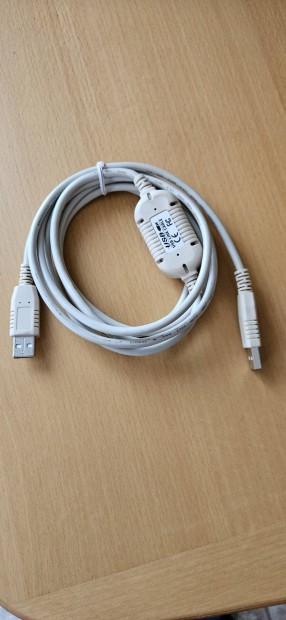 USB Kabel j 1 db.