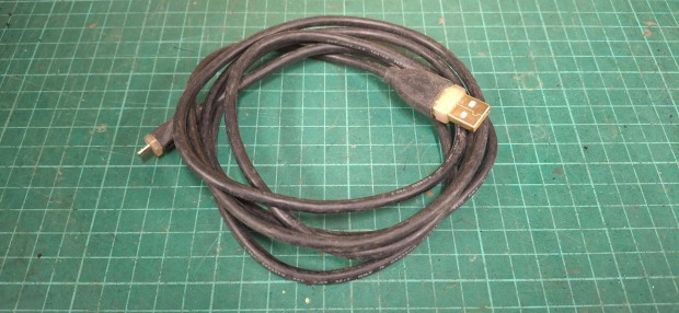 USB - Mikro USB 1,5 mter sszekt kbel