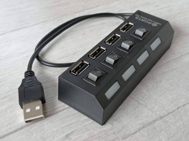 USB eloszt HUB 4 portos j