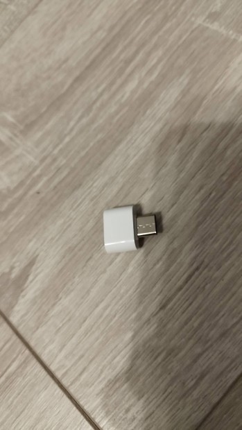 USB to C-Type átalakító