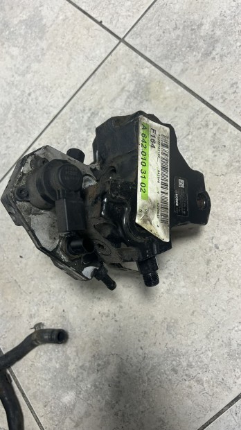 �ZEMANYAG PUMPA elad�