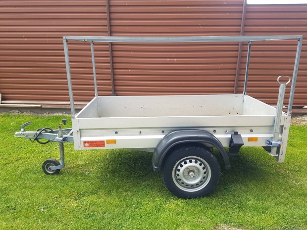 U tanfut, 750 kg-os 