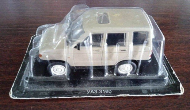 Uaz 3160 kisauto modellek 1/43 Elad