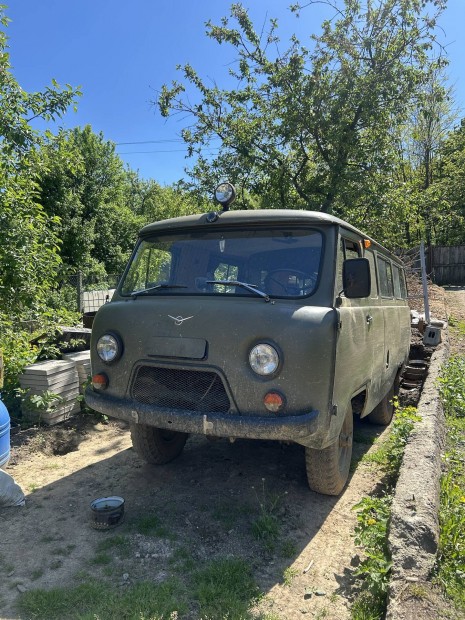 Uaz Multivan