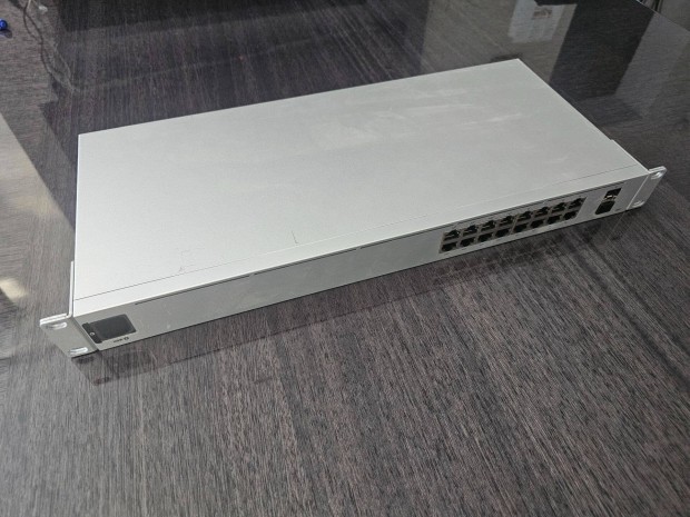 Ubiquiti USW-16-POE gen2 elad