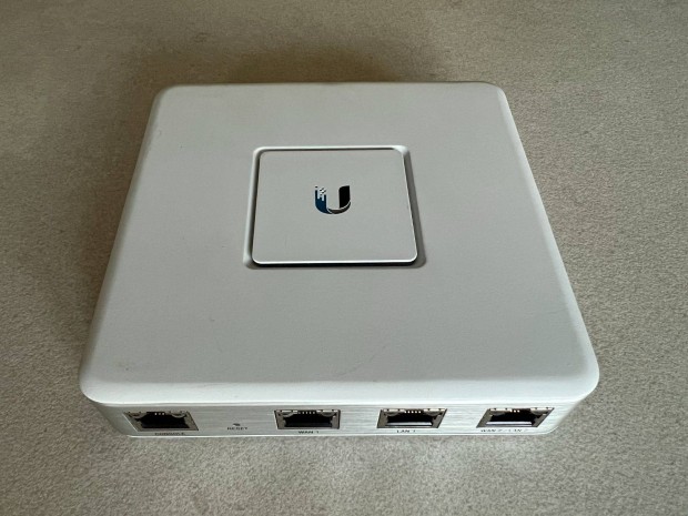 Ubiquiti Unifi Security Gateway keveset használt, sérülésmentes router