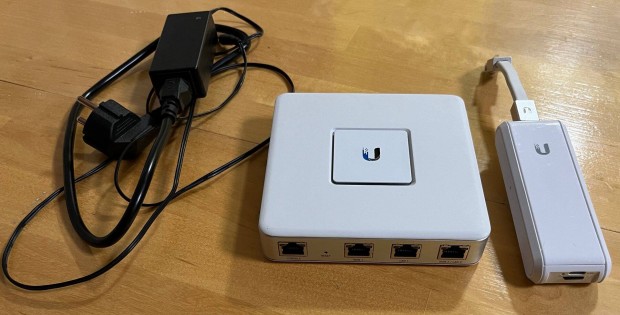Ubiquity Unifi USG-3P router + UCK gen1 Cloud key