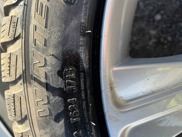 dv mindenkinek elad S Mercedes alufelni