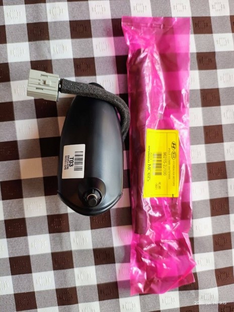 Üdvözletem! Új Hyundai antenna (GPS vevő+rádió) eladó