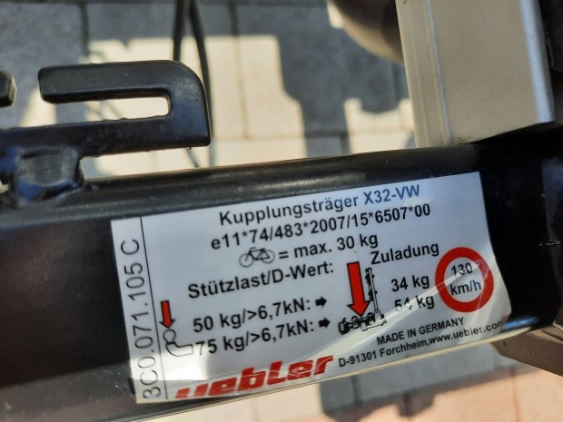 Uebler Volkswagen X32-VW kerékpárszállító vonóhorogra