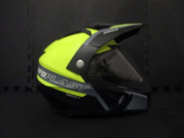 Ufo Aries Enduro buk�sisak