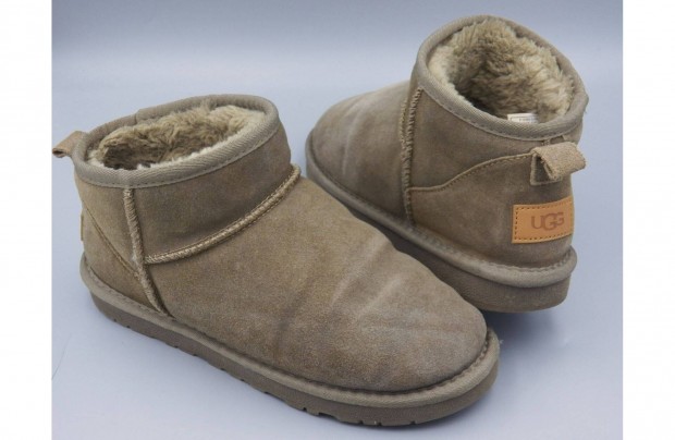 Ugg Classic mini gyapjblses br bokacsizma, 38,5 -s