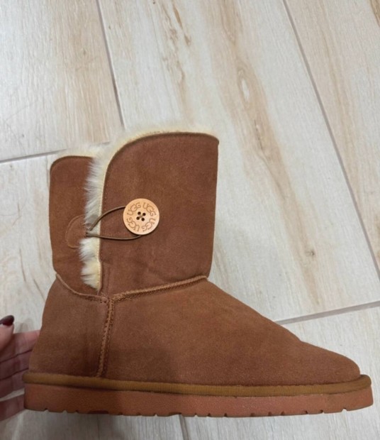 Ugg csizma 40