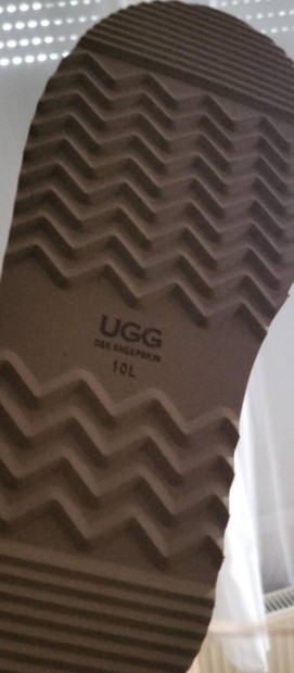 Ugg papucs/utcai cip