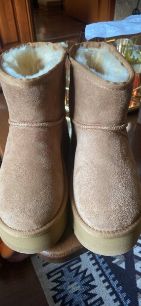 Ugg platform bokacsizma barna