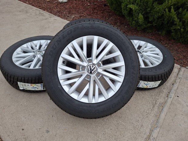 j 0km-es Gyri VW T-roc 5*112 R16 alufelni 215/60 R16 Tli gumi B8 