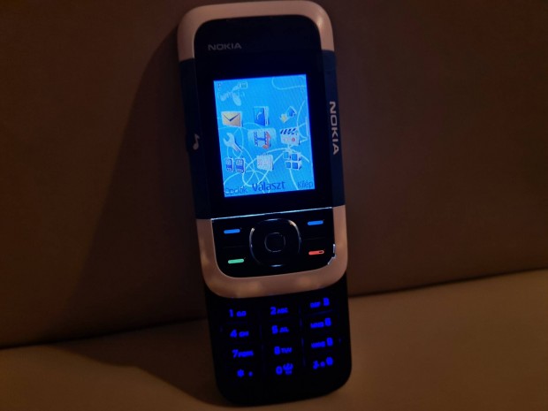 j 0perces Nokia 5200 krtyafggetlen telefon