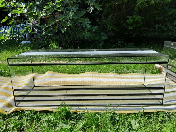 Új 120x40x40es méretű fekvő terrárium eladó