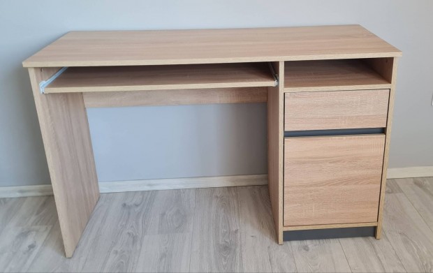 Új 120x53 cm-es Sonoma íróasztal