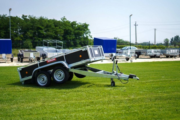 �j 1300kg-os - billen�s ut�nfut� most 1.099.000 Ft helyett 999.000 Ft