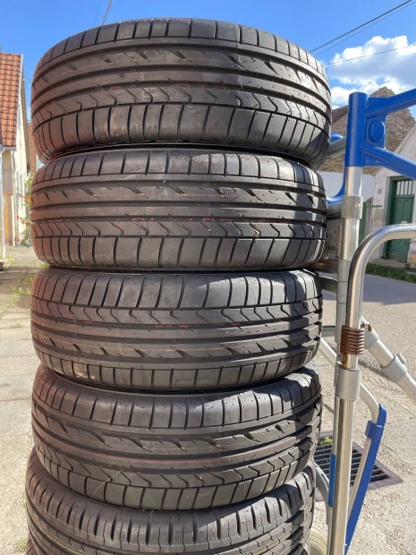 j 175/55R15 175/55 R15 Bridgestone Potenza RE050A nyri gumi