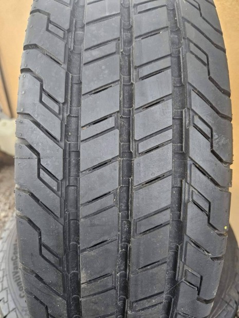 j 205/70R17C 205/70 R17C Continental Vancontact 100 nyri gumi