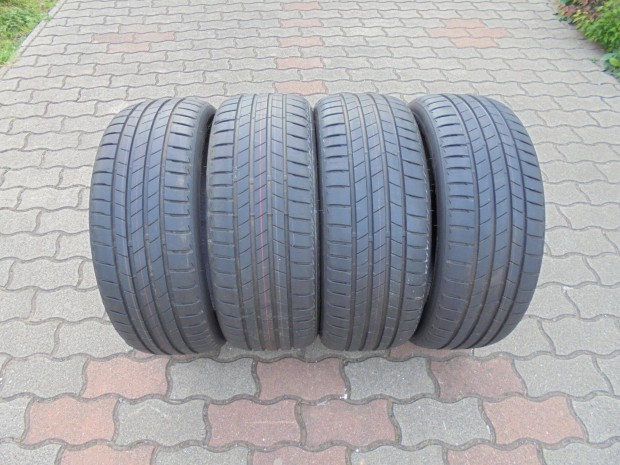 j 215/50 R 17-es Bridgestone nyri gumi elad