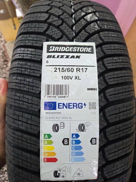 Új 215/60 R17 215/60R17 XL Bridgestone Blizzak 6 téli gumi