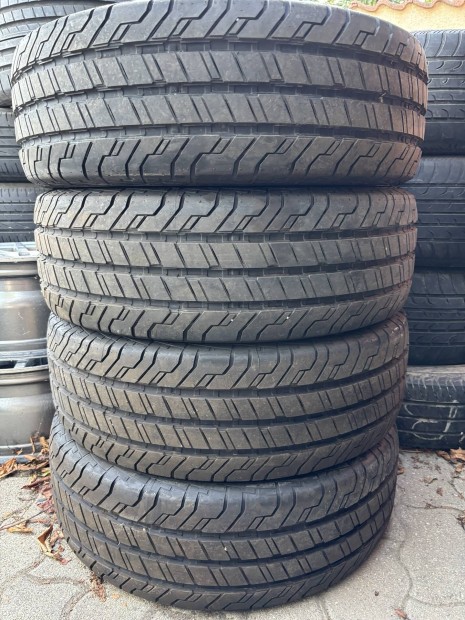 Uj 215/65 16c continental contivancontact nyarigumi garnitura