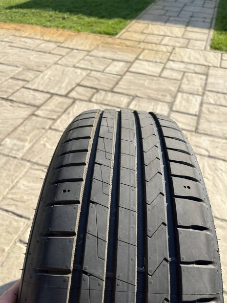 Új 215/65 R17 Hankook Ventus Prime4