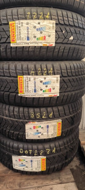 j 225/45R18 tligumi szett