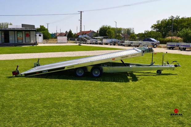 �j 2700kg-os, 470x200cm-es aut�sz�ll�t� ut�nfut� most 2.490.000 Ft