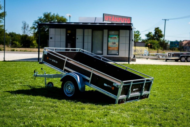 j 2.5m-es fa oldalfalas utnfut rendszmmal akcisan 567.000 Ft