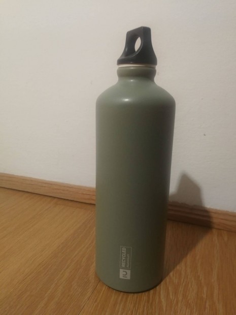 Új 2 darab Kulacs, palack 0,75 liter. Alumínium, műanyag