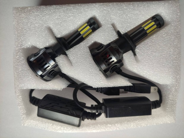 Új 2 x 8 oldalú Canbus H7 Led fényszóró 120W 20000lm IP68 6000K 12-24V