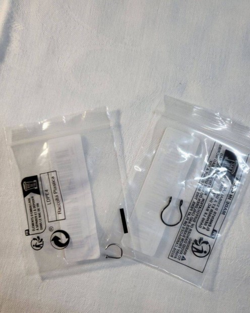 Új 2db fém piercing