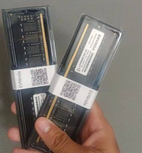 Új 2x8Gb ddr4 memória
