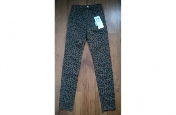 j,34-es Stradivarius prduc/leoprd mints nadrg,jeggings,treggings