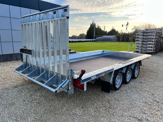 Új 3500 kg-os Martz Bau 400 (400x180 cm) gépszállító utánfutó