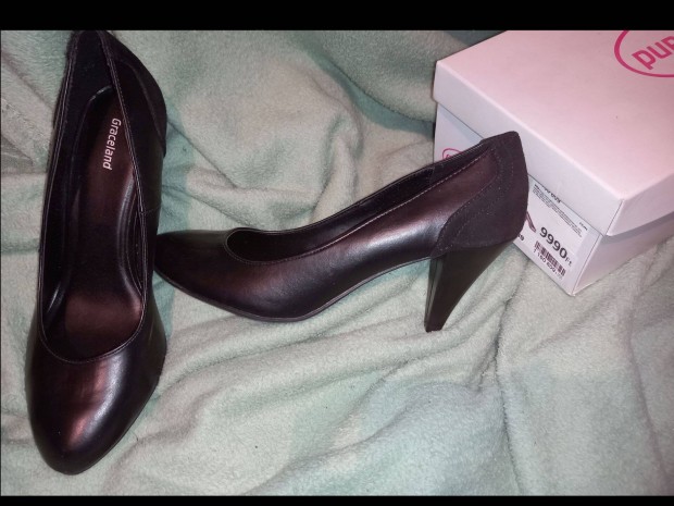 �j 39-es fekete Graceland magassark� n�i cip�,