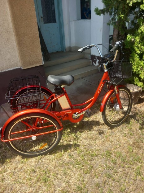 Új 3 kerekű elektromos tricikli jótállással